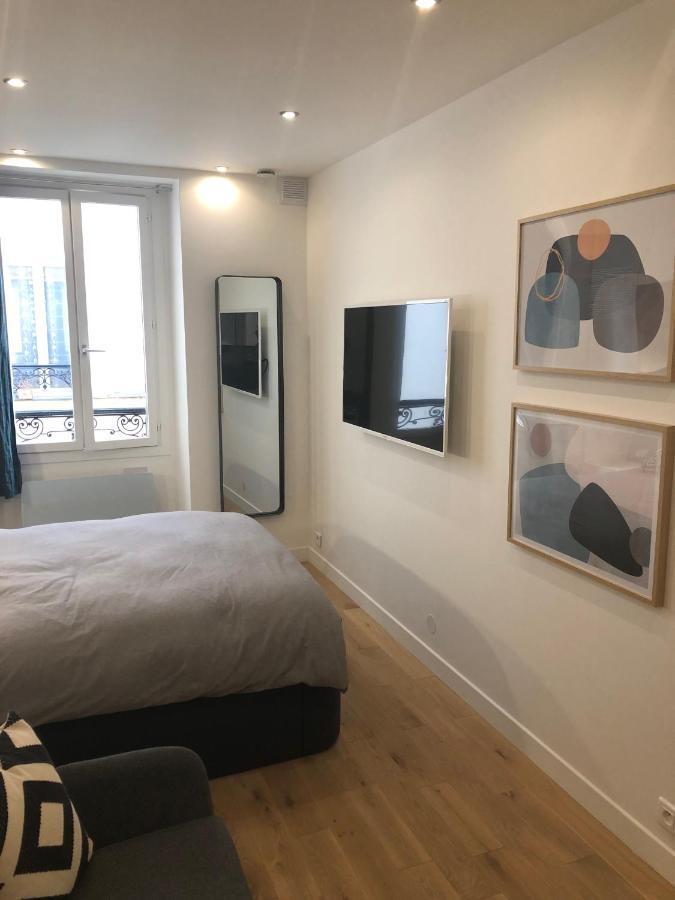 Studio Design Proche Champs-Elysees ปารีส ภายนอก รูปภาพ